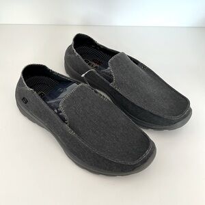 Skechers MEN'S Relaxed Fit, Memory foam loafer
